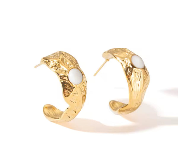 22k Gold Plated pearl Hoop earrings ✨