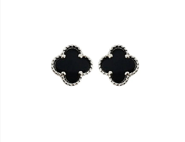✨SS Black clovie Grey stud earrings ✨