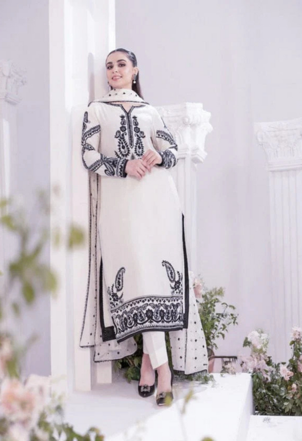 AYRA EMBROIDERY 3PC